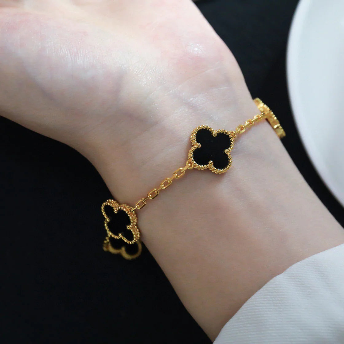 [OAK JURI]CLOVER  5 MOTIFS BLACK ONYX BRACELET
