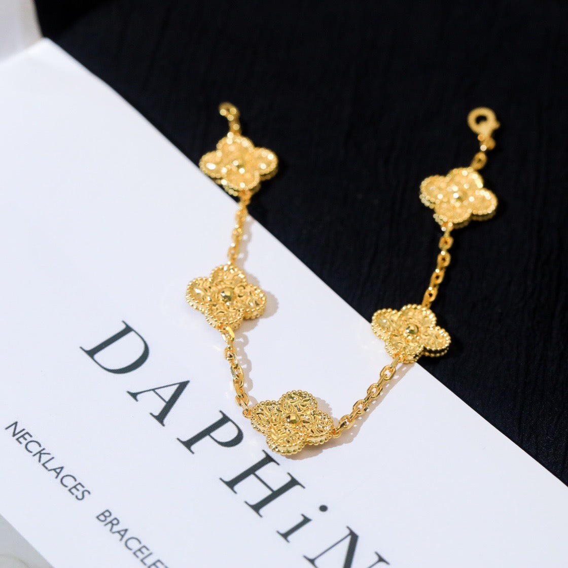 [OAK JURI]CLOVER 5 MOTIFS BRONZING BRACELET