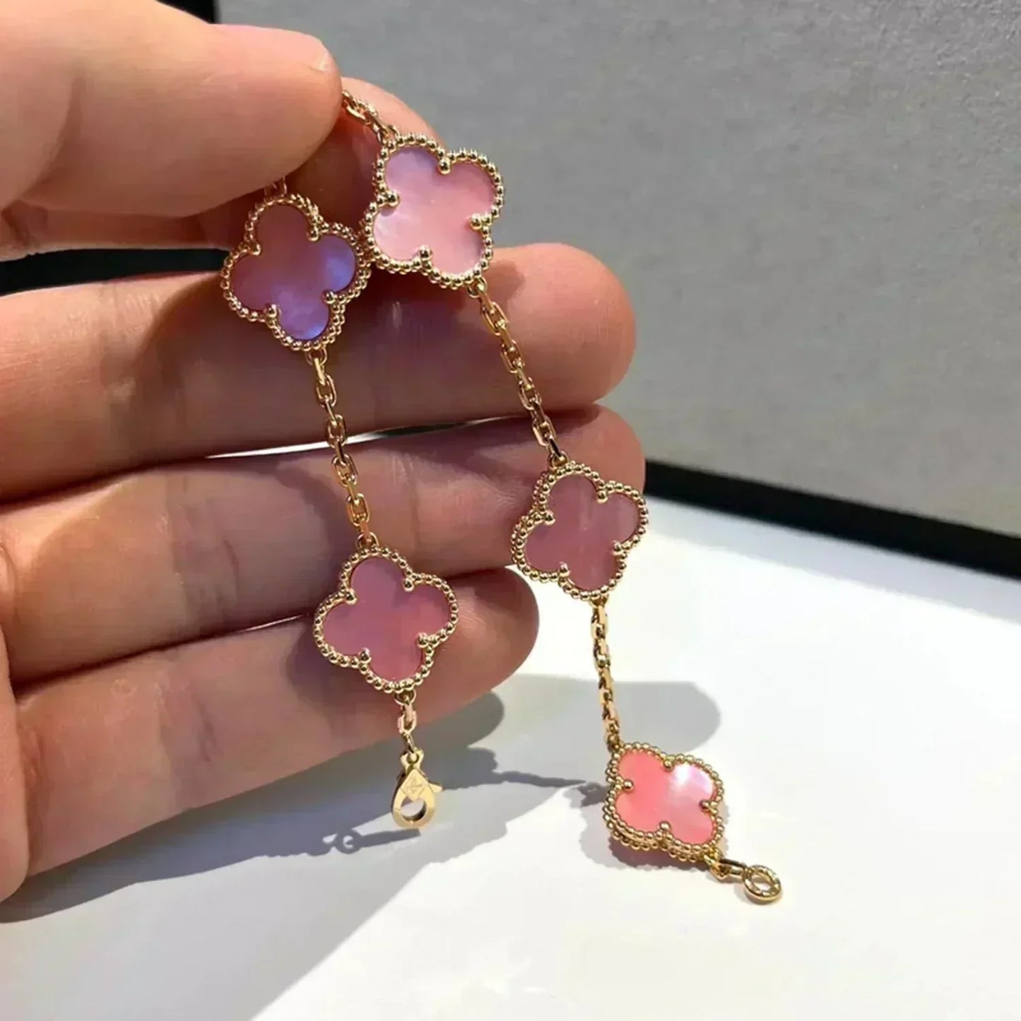 [OAK JURI]CLOVER 5 PINK MOP BRACELET