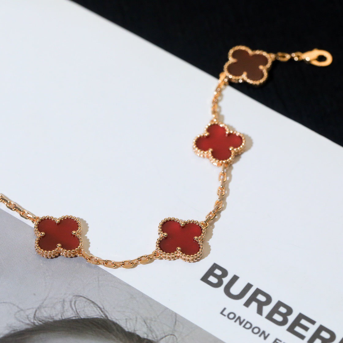 [OAK JURI]CLOVER 5 MOTIFS RED AGATE  BRACELET