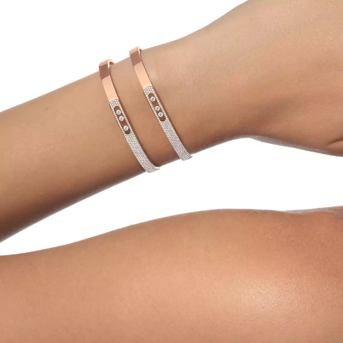 [OAK JURI]Move Noa Rose Gold Pavé Diamond Bangle Bracelet
