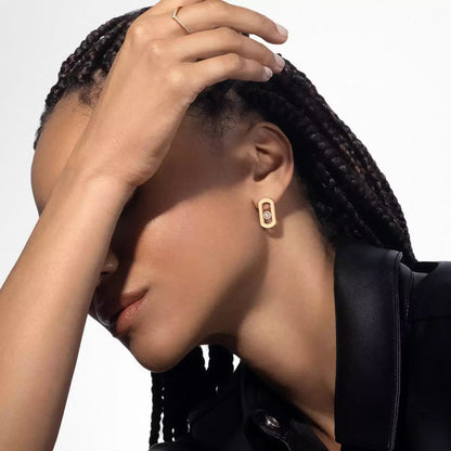 [OAK JURI]So Move Diamond Earrings in Yellow Gold