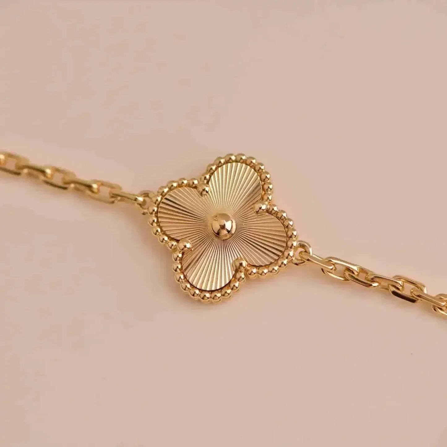 [OAK JURI]CLOVER 5 FLOWERS LASER BRACELET