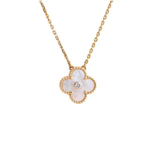 [OAK JURI]CLOVER 15MM DIAMOND WHITE FRITILLARIA NECKLACE