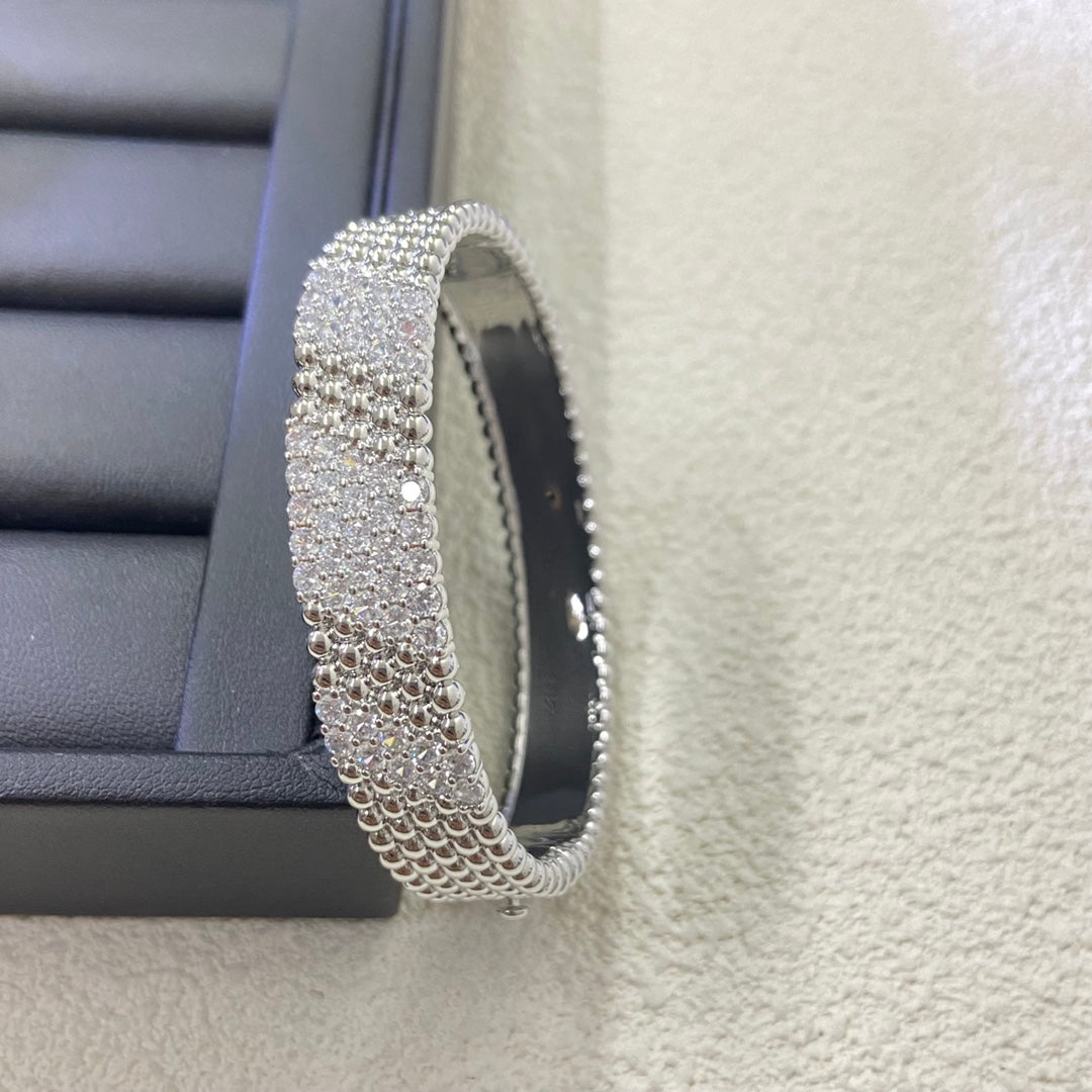 [OAK JURI]  FIVE-ROW DIAMOND BRACELET