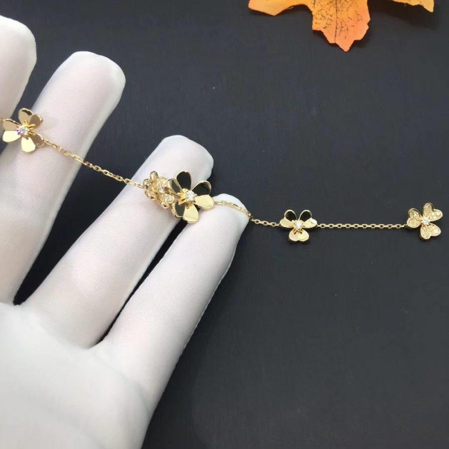 [OAK JURI]FRIVOLE GOLD 5 FLOWERS BRACELET