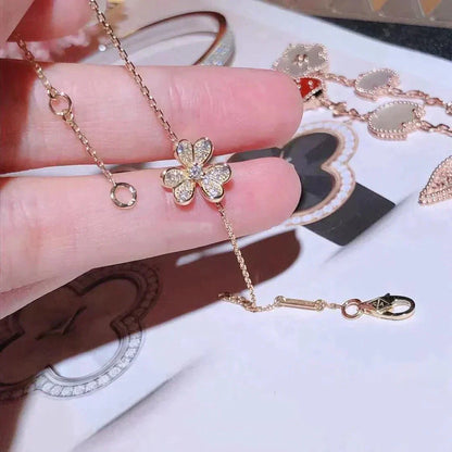 [OAK JURI]FRIVOLE GOLD FLOWER DIAMOND BRACELET