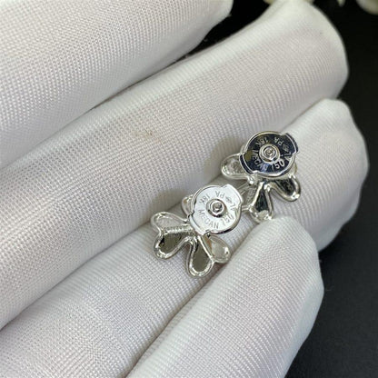 [OAK JURI]FRIVOLE MINI SILVER FLOWER EARRINGS
