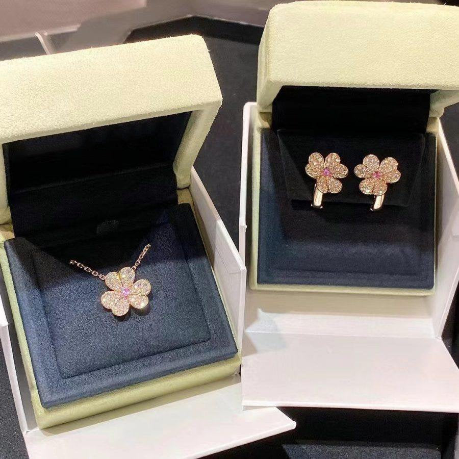 [OAK JURI]FRIVOLE ROSE GOLD FLOWER DIAMOND NECKLACE