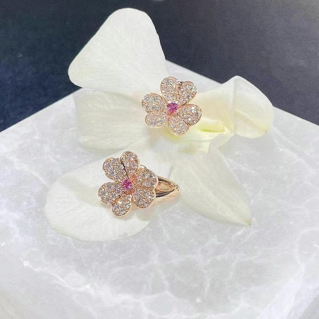 [OAK JURI]FRIVOLE PINK GOLD FLOWER DIAMOND EARRINGS