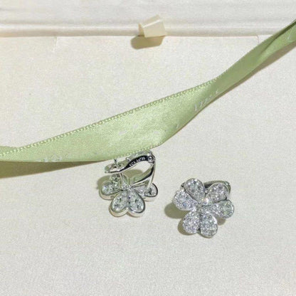 [OAK JURI]FRIVOLE SILVER FLOWER DIAMOND EARRINGS