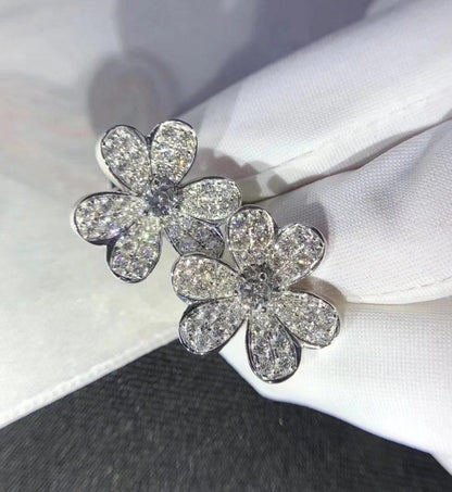 [OAK JURI]FRIVOLE SILVER FLOWER DIAMOND EARRINGS