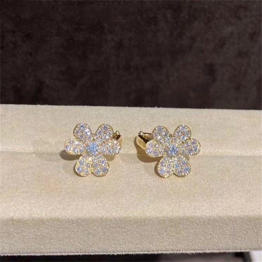 [OAK JURI]FRIVOLE GOLD FLOWER DIAMOND EARRINGS