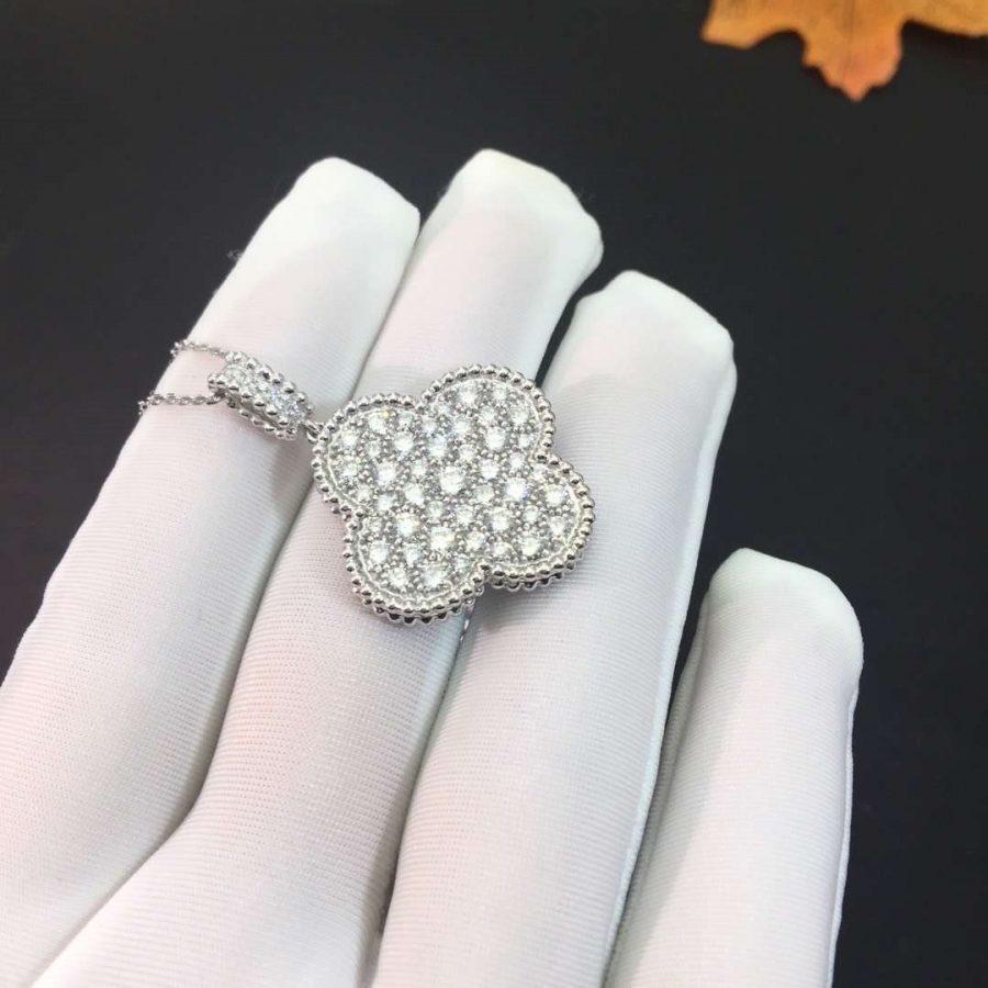 [OAK JURI]CLOVER 25MM SILVER FULL DIAMOND BIG CLOVER NECKLACE