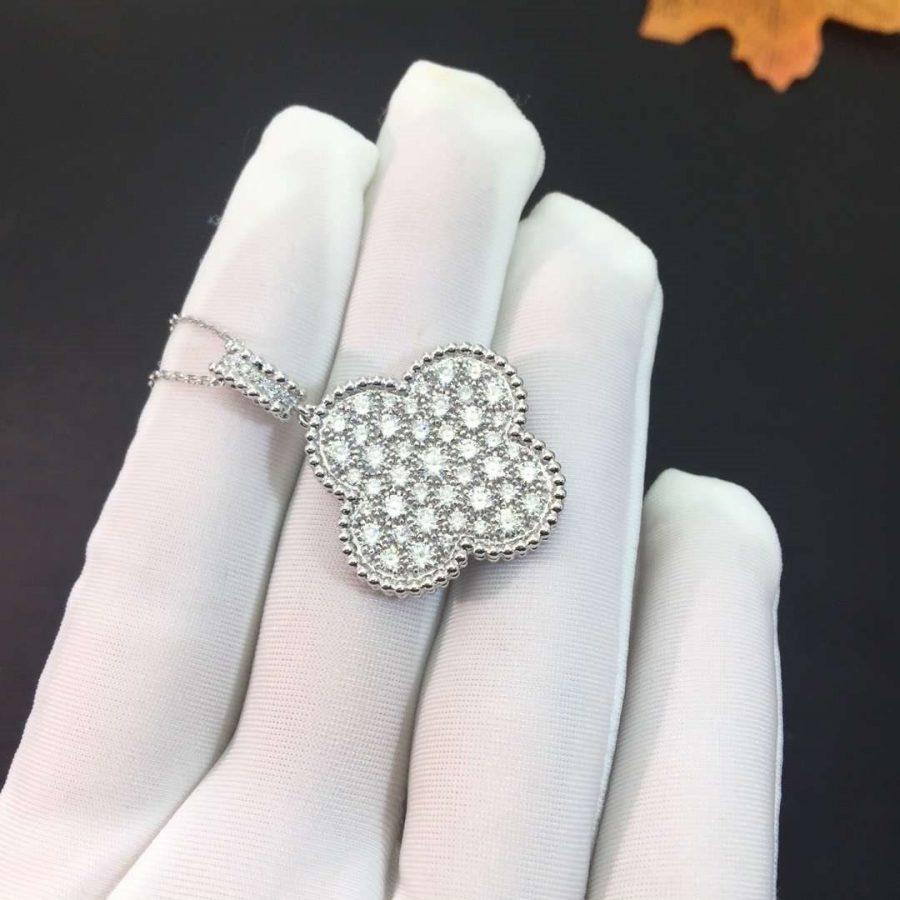 [OAK JURI]CLOVER 25MM SILVER FULL DIAMOND BIG CLOVER NECKLACE