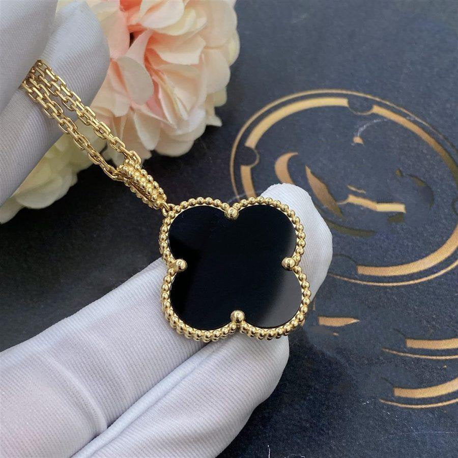 [OAK JURI]CLOVER 25MM GOLD ONYX BIG CLOVER NECKLACE