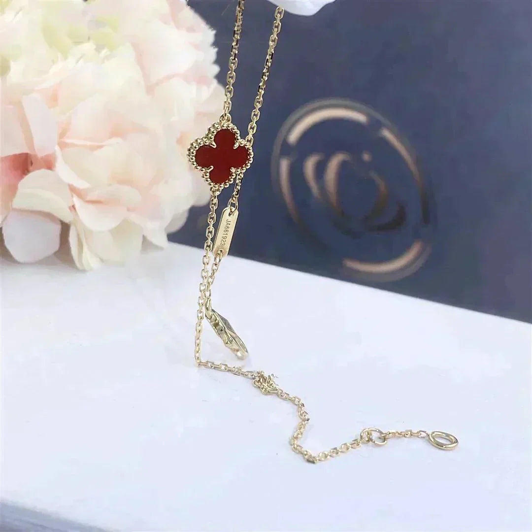 [OAK JURI]CLOVER  CARNELIAN SINGLE FLOWER BRACELET