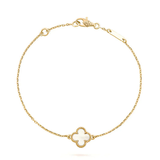 [OAK JURI]CLOVER WHITE MOP SINGLE FLOWER BRACELET