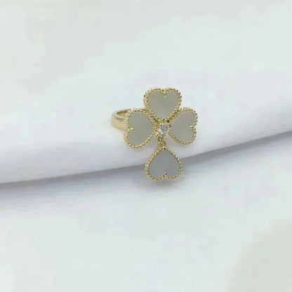 [OAK JURI]SWEET CLOVER WHITE MOP RING