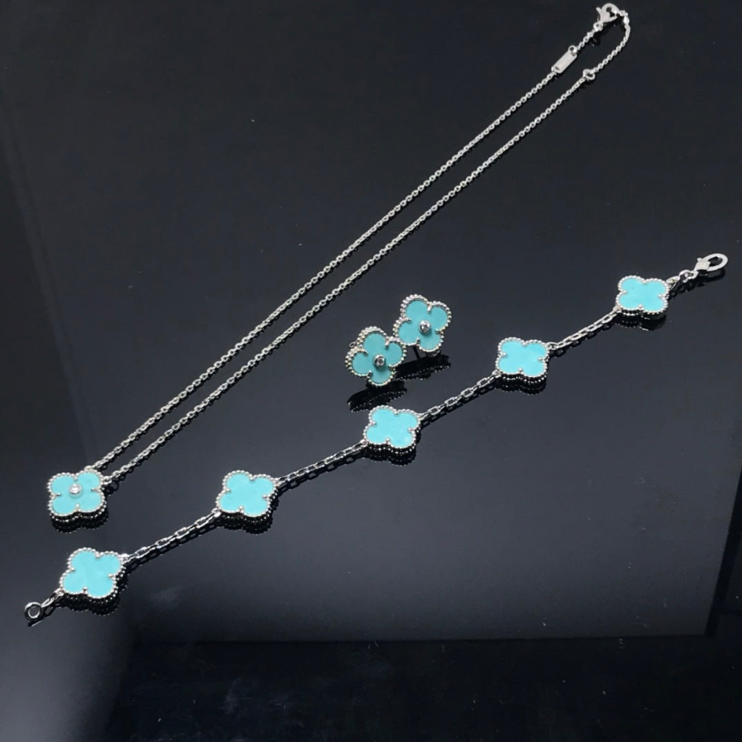 [OAK JURI]CLOVER 1 DIAMOND BLUE SKY SILVER EARRINGS