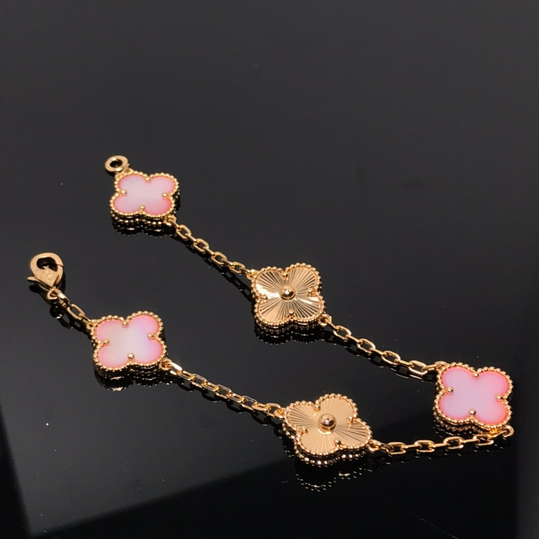 [OAK JURI]CLOVER BRACELET 5 MOTIF PINK AND PINK GOLD