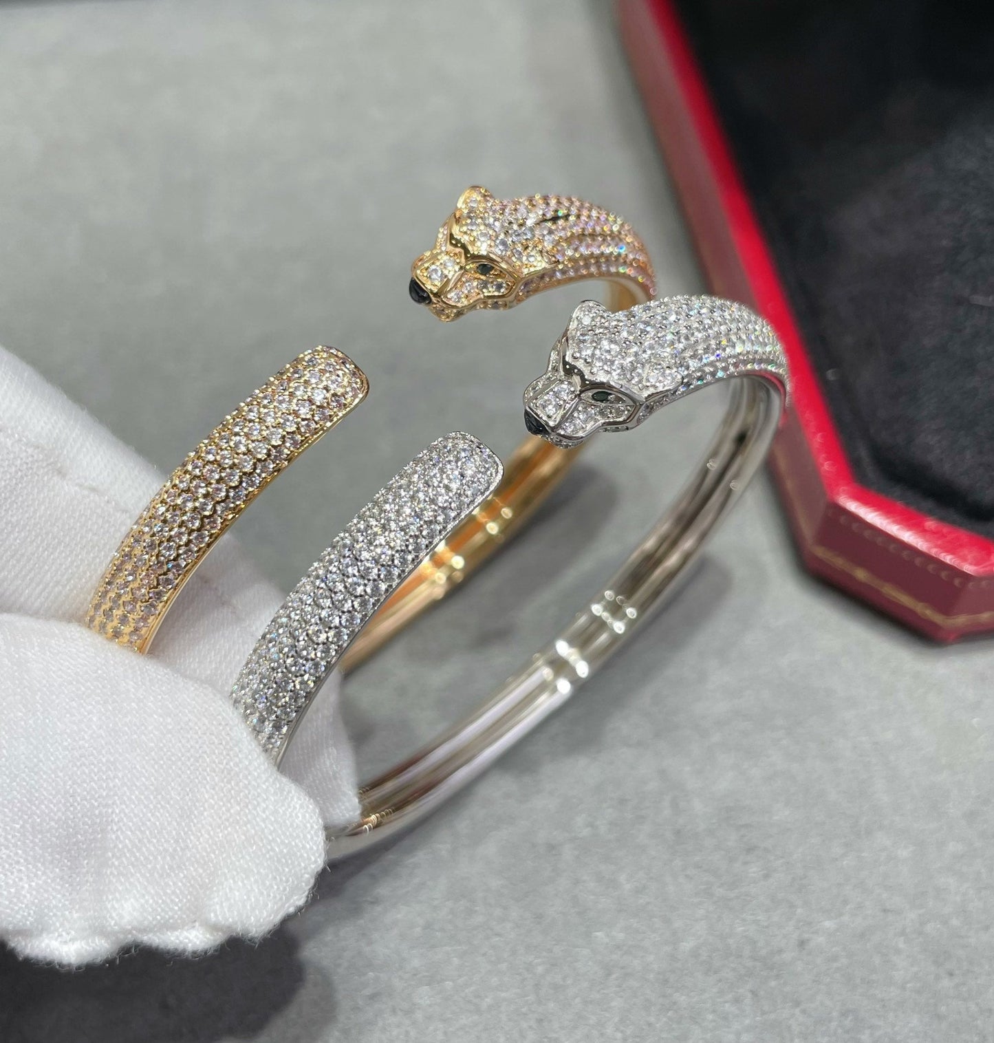 [OAK JURI]PANTHERE FULL DIAMOND OPEN BRACELET
