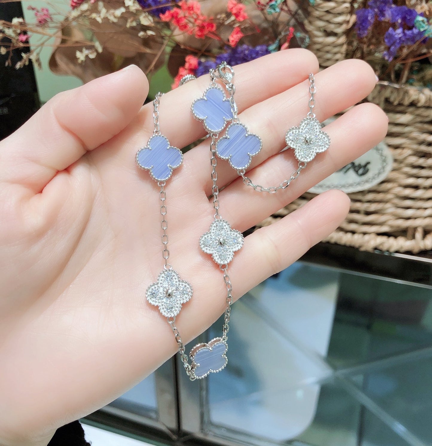 [OAK JURI]CLOVER 10 MOTIFS CHALCEDONY DIAMONDS SILVER NECKLACE