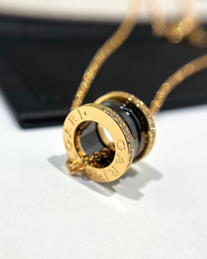 [OAK JURI]ZERO 1 BLACK CERAMIC DIAMOND PINK GOLD NECKLACE